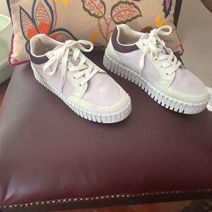 Ilse Jacobsen Tulip sneakers. Like new condition, worn once. Size 39/8-8.5.